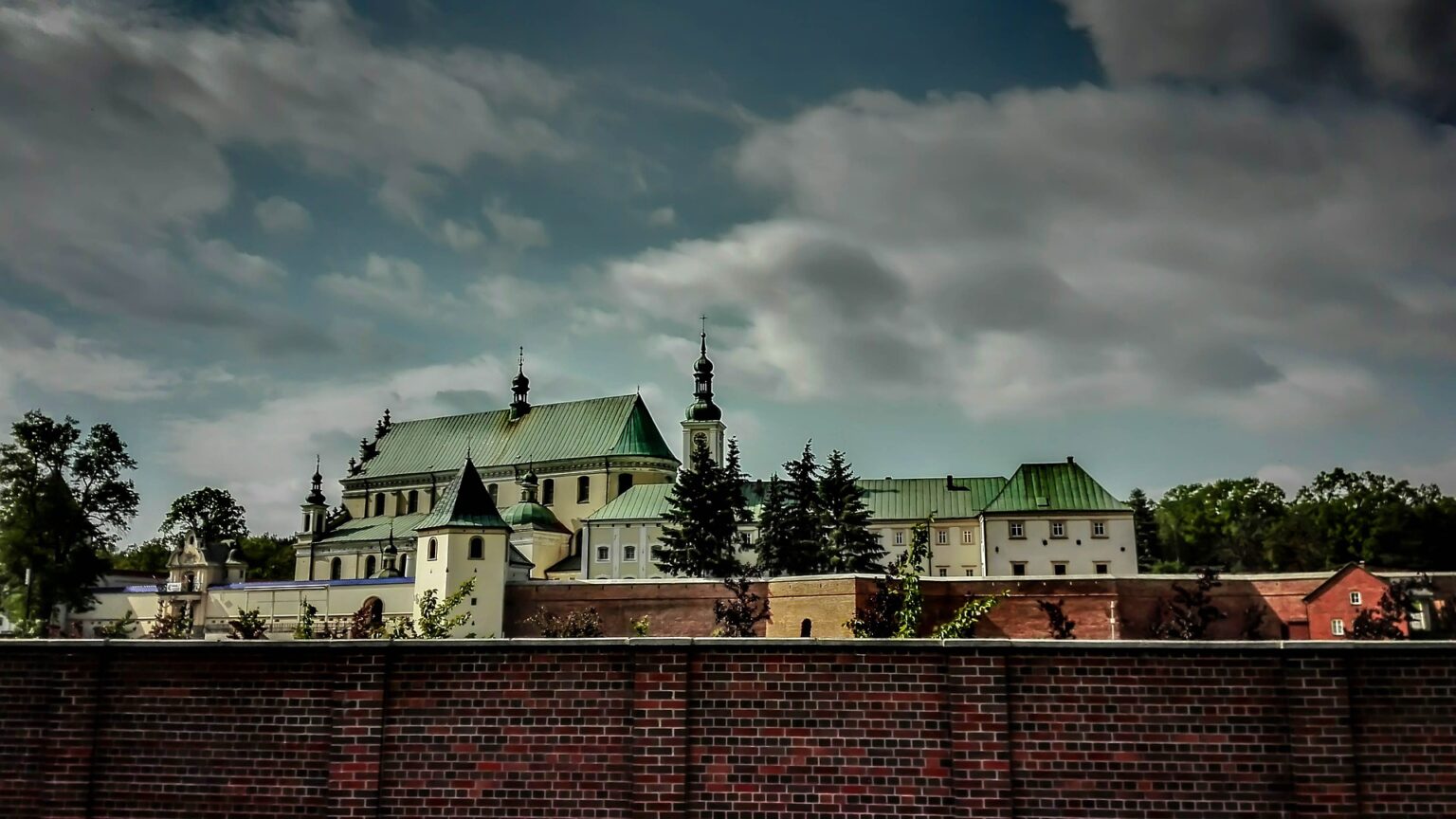 Trzciana jako wyjątkowa miejscowość na Podkarpaciu PodkarpacieInfo.pl
