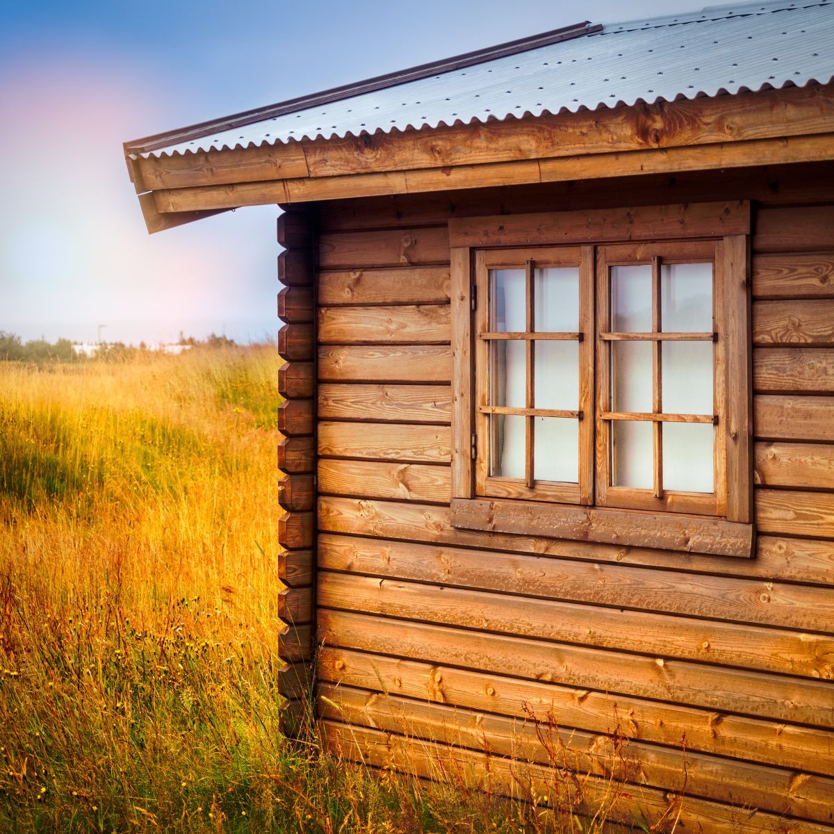 Jak zadbać o estetyczny wygląd obejścia drewnianego domu pełniącego rolę pensjonatu?