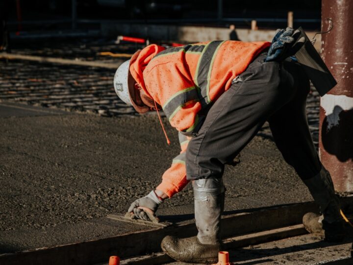 Otwarcie nowego odcinka drogi wojewódzkiej nr 877 i tunelu drogowego w Łańcucie – znaczący postęp infrastruktury w regionie