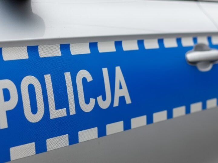 Leżajska policja z nowym radiowozem Toyota RAV4