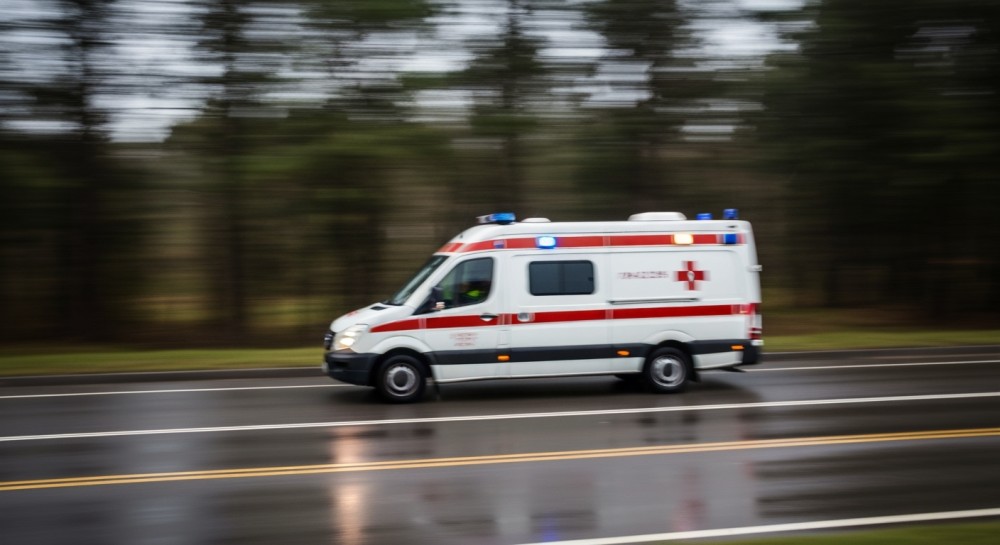 Zamarznięte zbiorniki wodne: niebezpieczeństwo, którego nie można bagatelizować