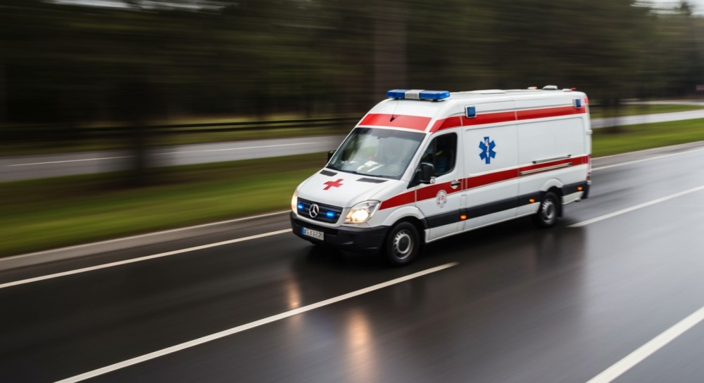 Policja w akcji: wsparcie dla potrzebujących w zimie