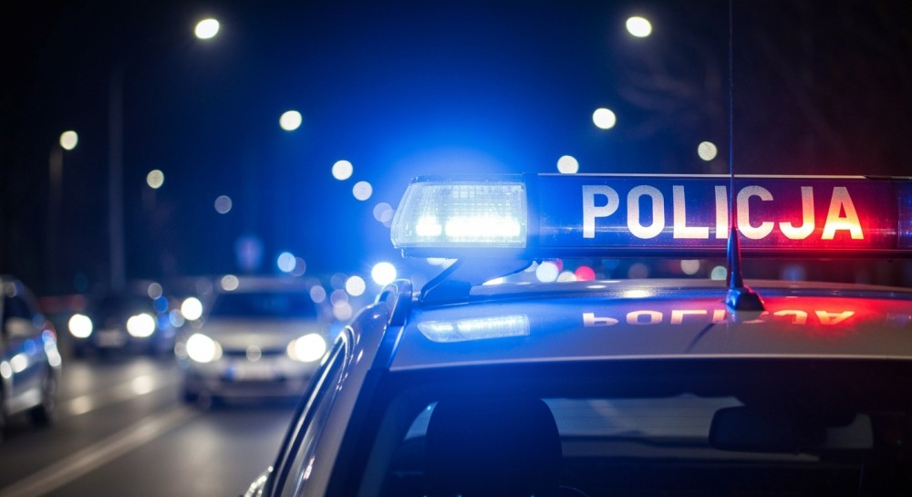 Nocna kontrola ujawnia niebezpiecznego pirata drogowego