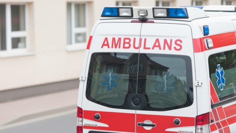 Kryzysowe ćwiczenia nad Jeziorem Soputek: Policjanci w akcji!