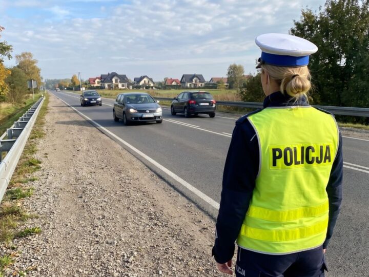 Pijany 80-latek spowodował kolizję i uciekł z miejsca zdarzenia