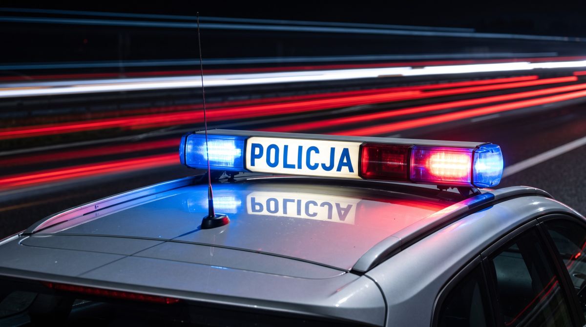 Sprzedaż opon kończy się oszustwem: 55-latek stracił 1400 zł